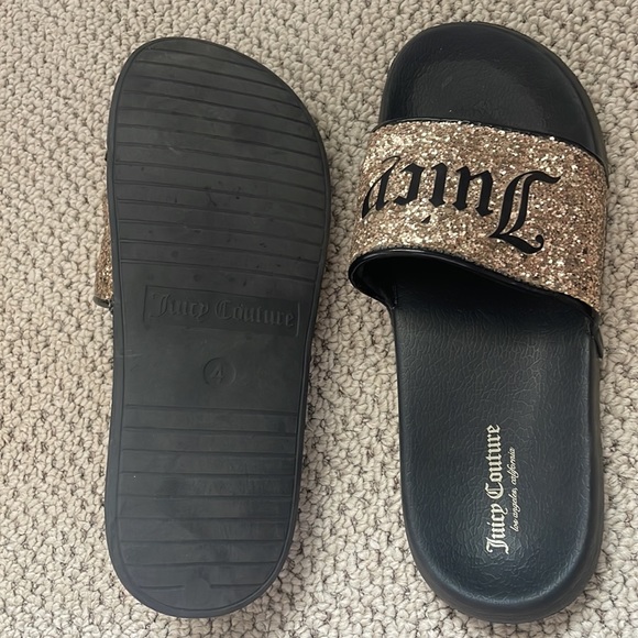 Gold juicy slides women’s size 6 (men’s 4) - Picture 2 of 2